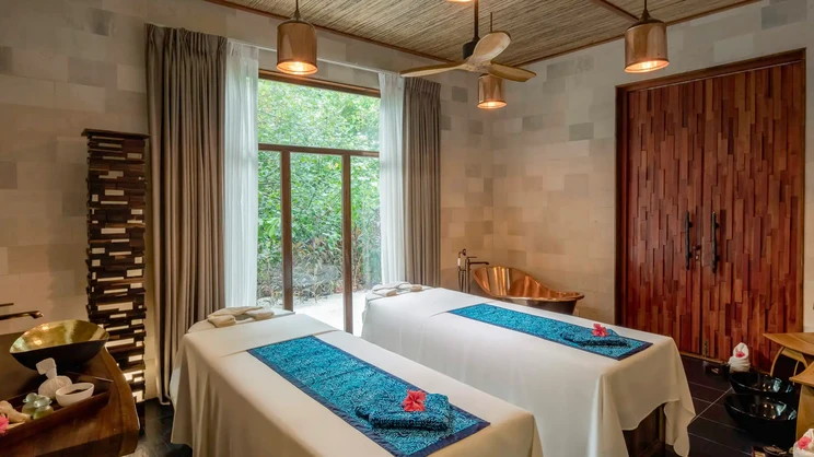 Kuredhivaru Resort & Spa Maldives